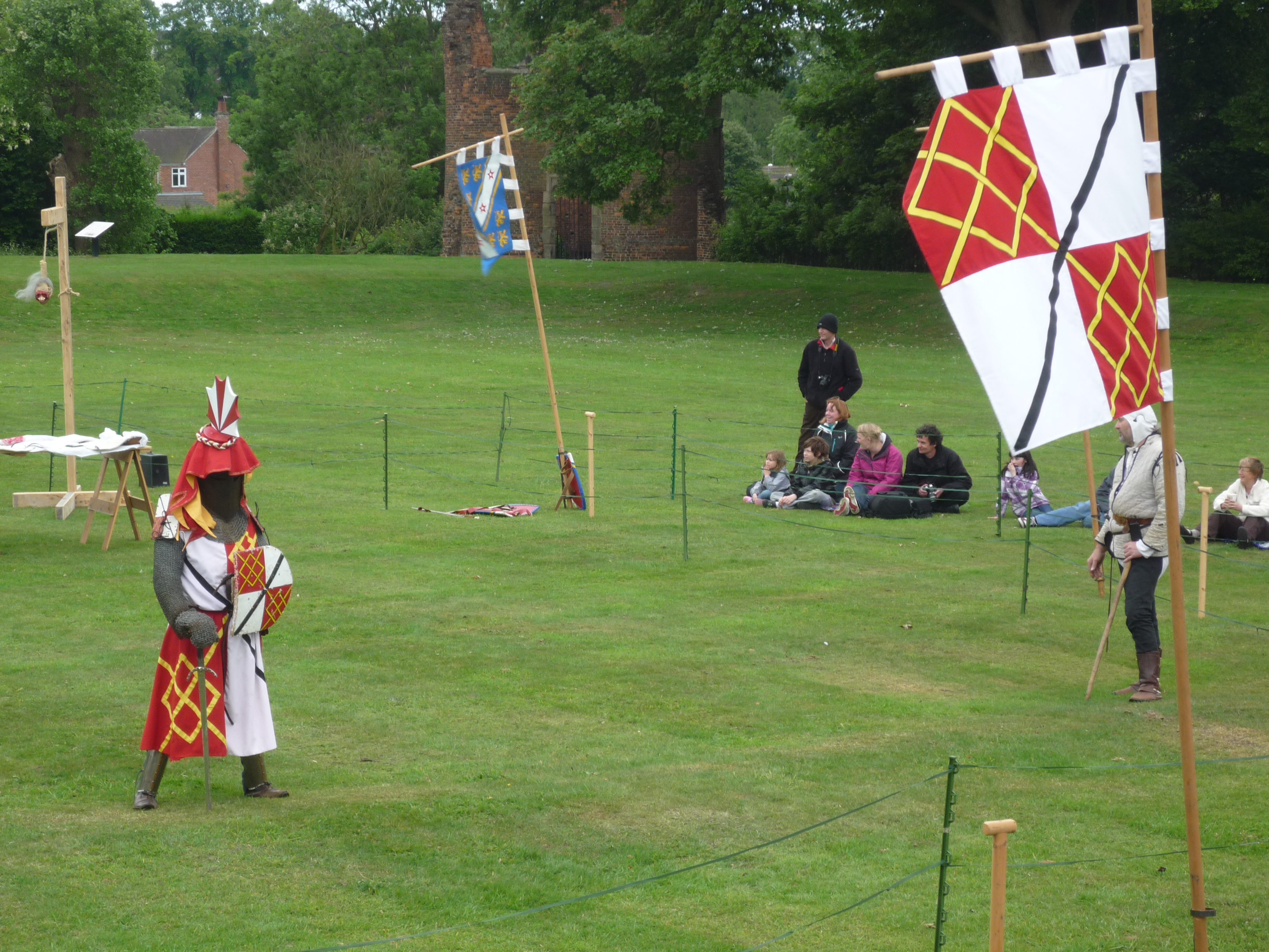An image of Ashby-de-la-Zouch Castle