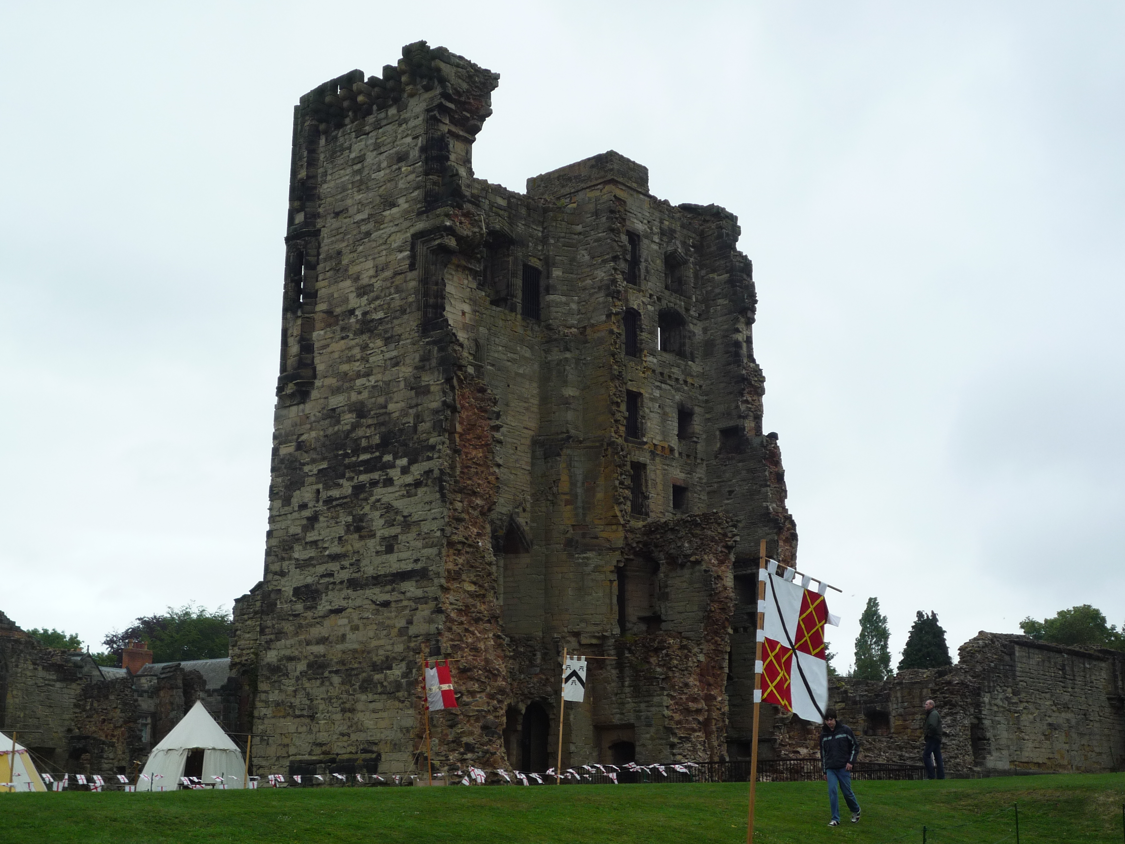 An image of Ashby-de-la-Zouch Castle