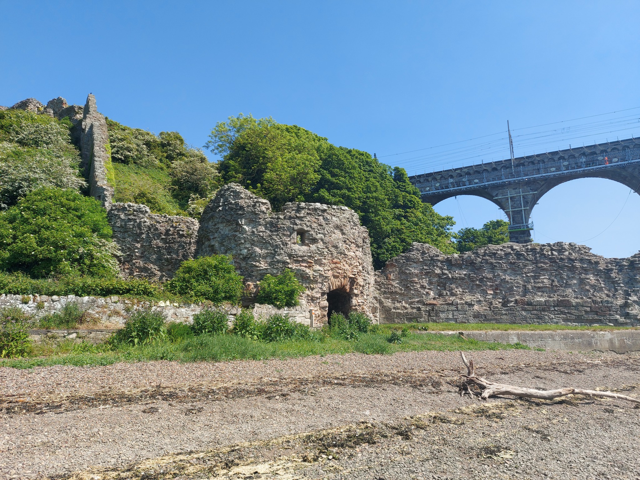 An image of Berwick-upon-Tweed Castle