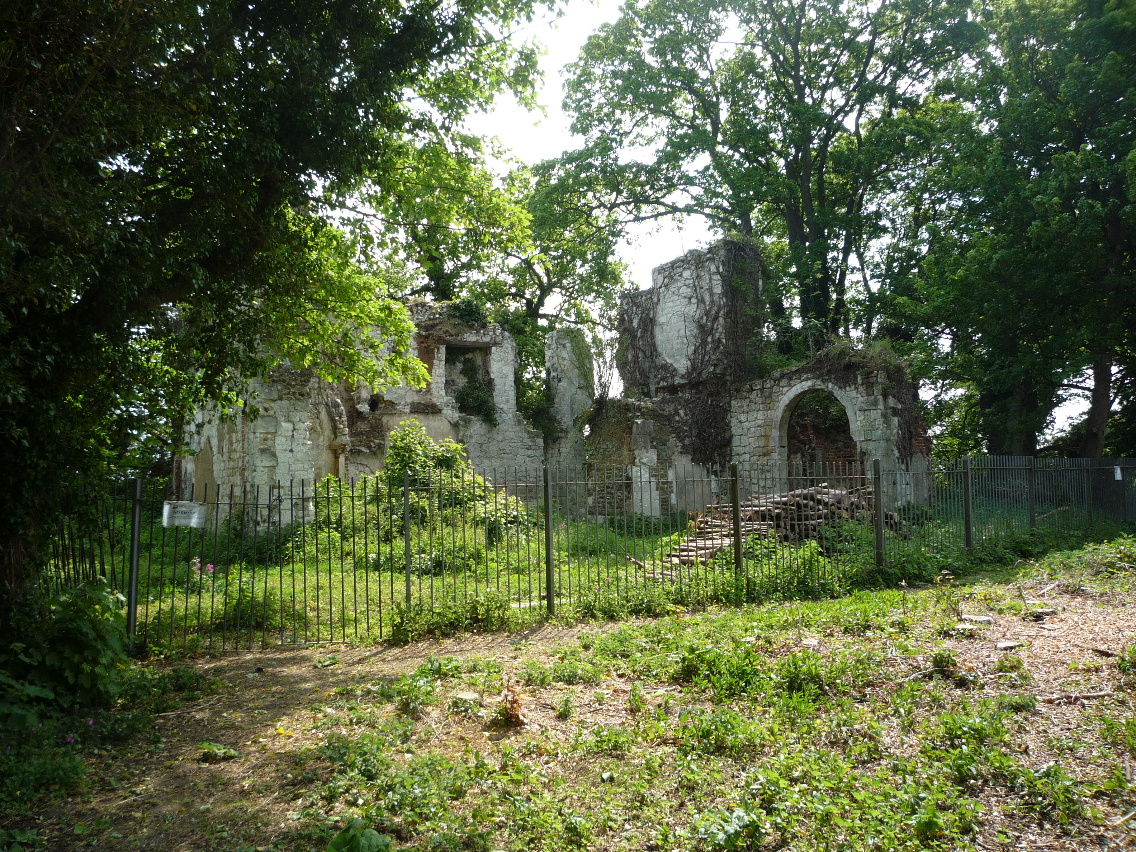 An image of Betchworth Castle