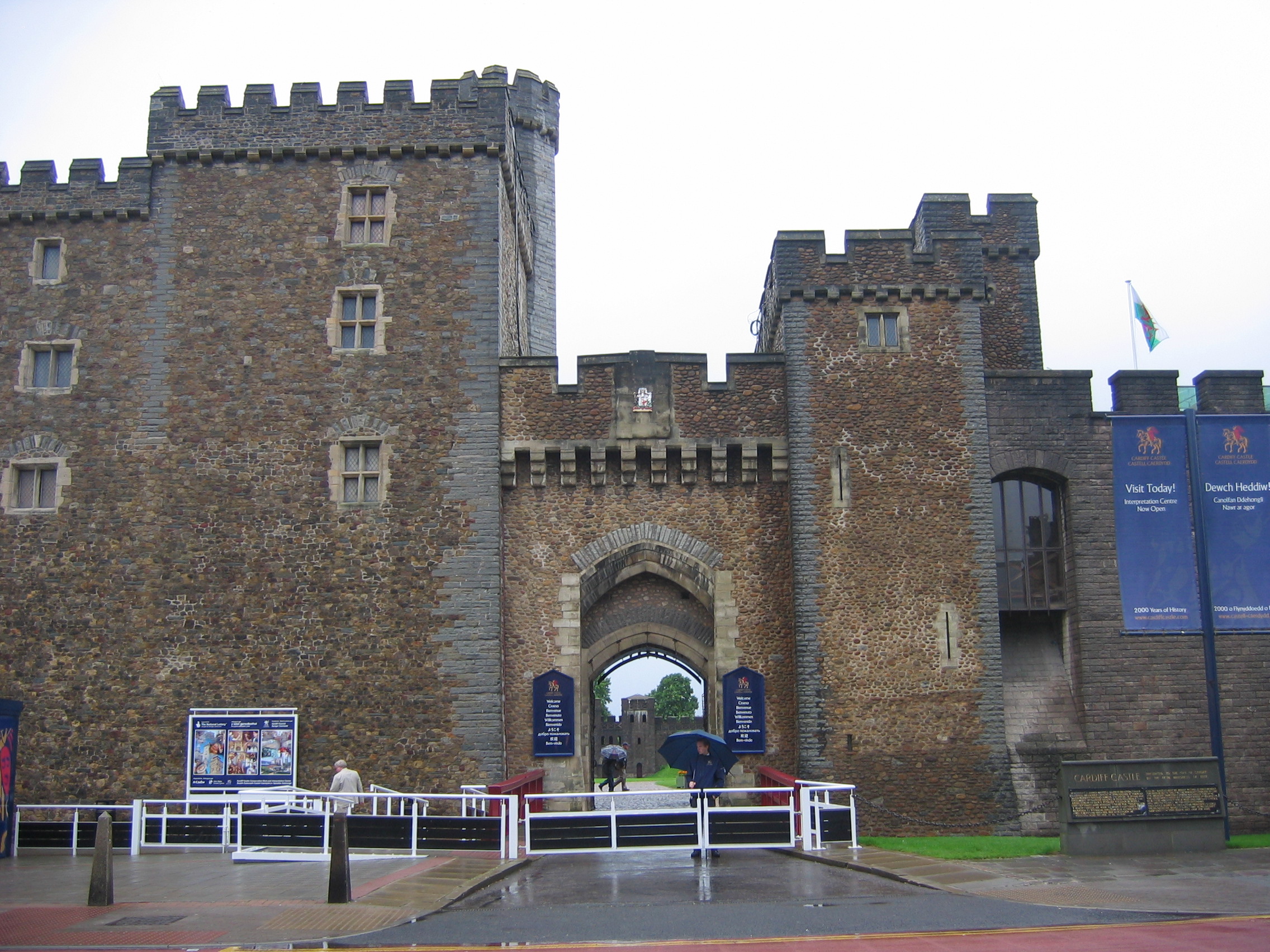 An image of Cardiff Castle