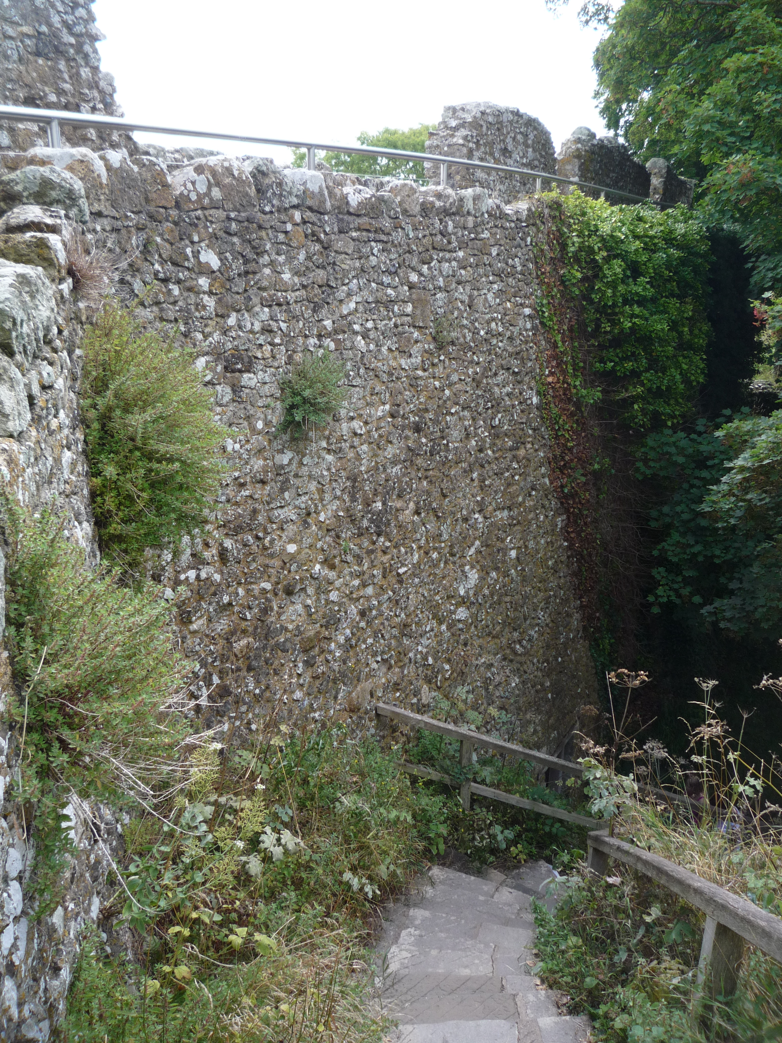 An image of Carisbrooke Castle