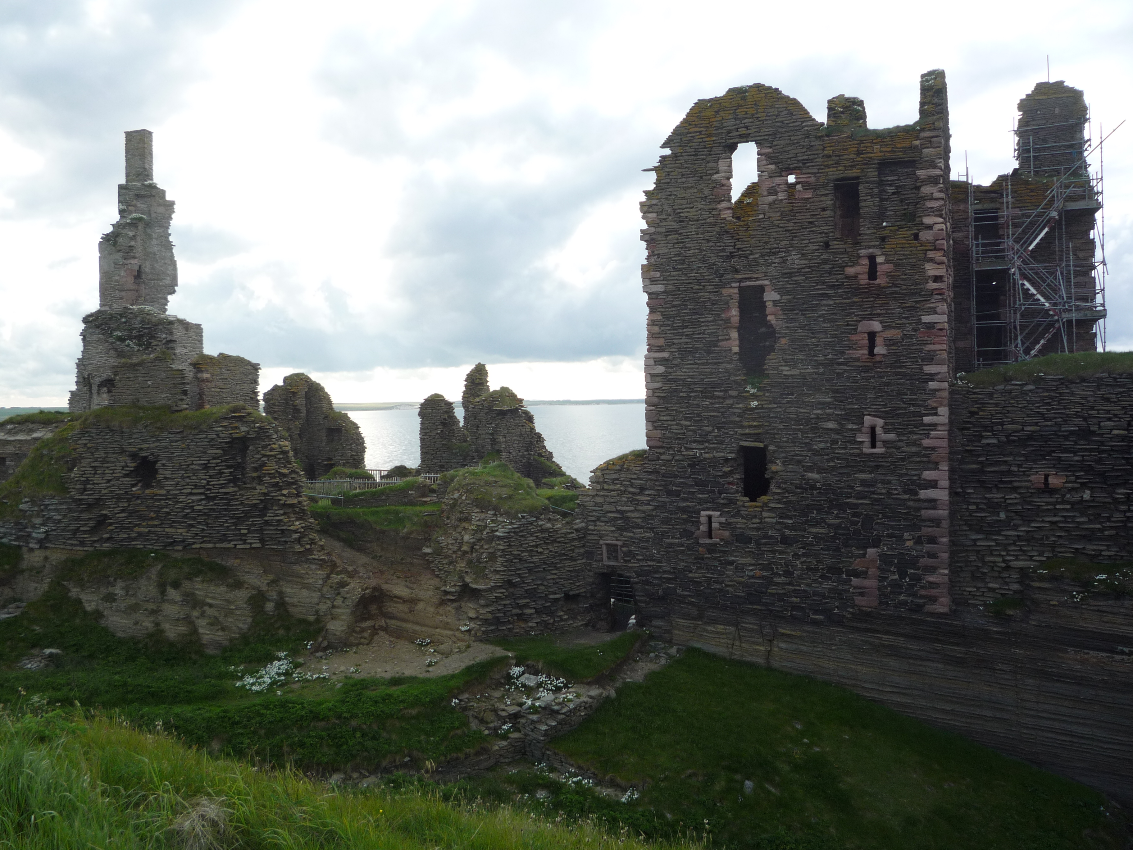 An image of Castle Sinclair Girnigoe