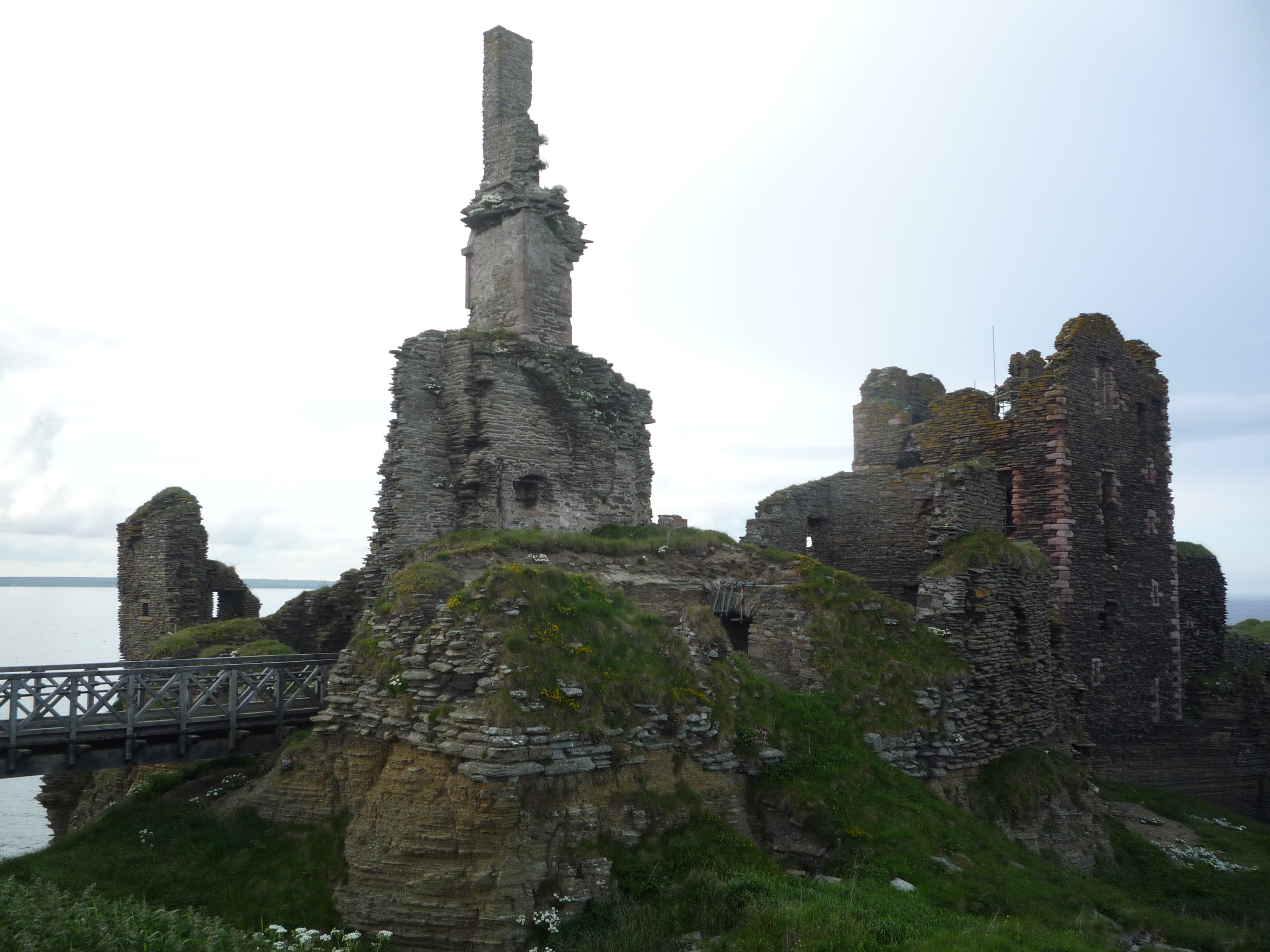 An image of Castle Sinclair Girnigoe