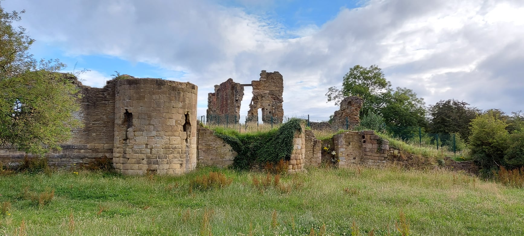 An image of Codnor Castle