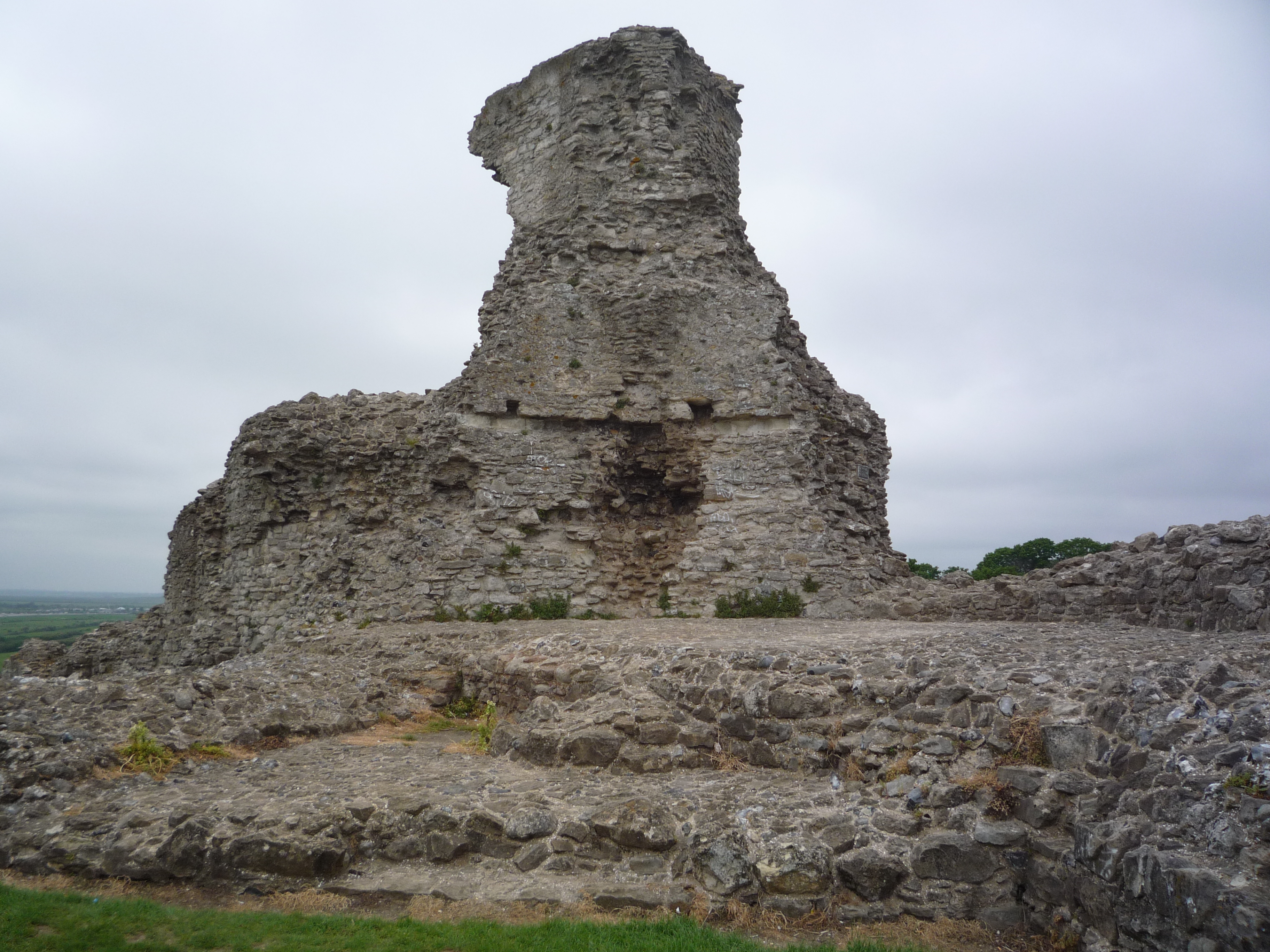 An image of Hadleigh Castle