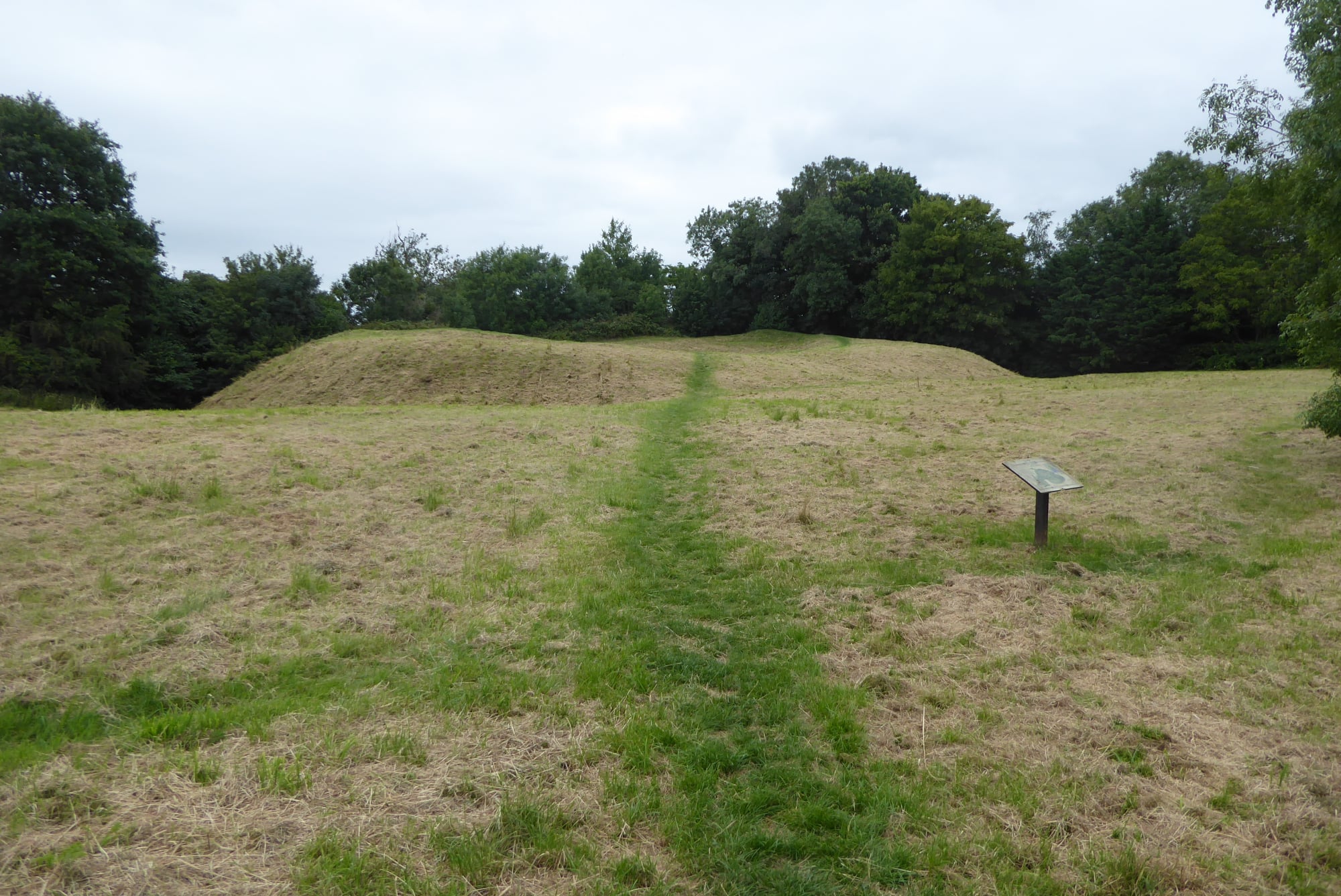 An image of Long Buckby Castle