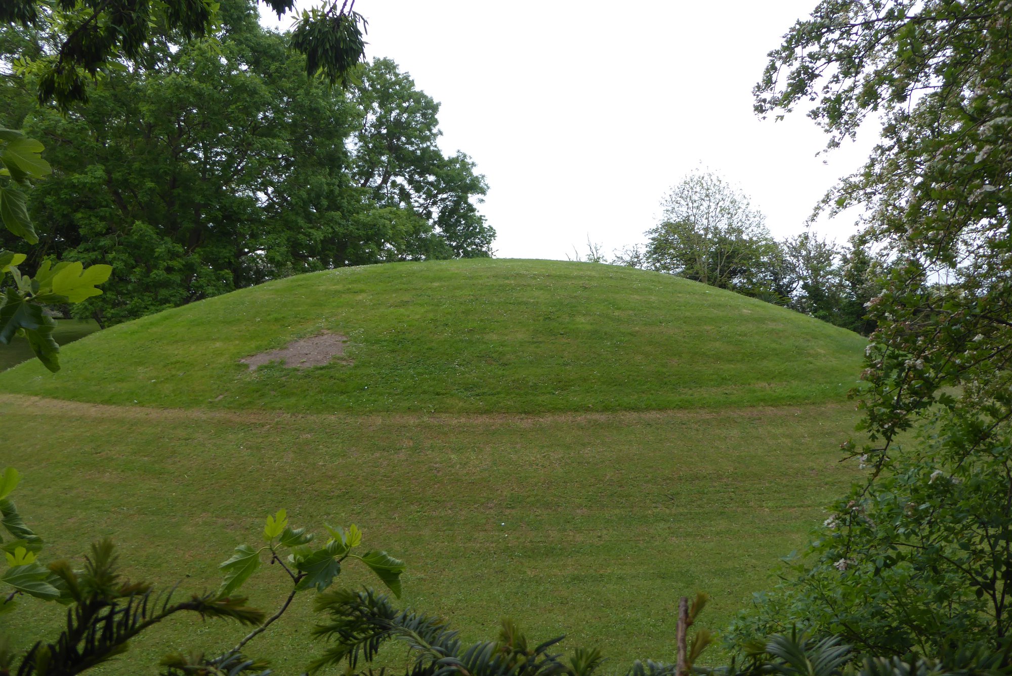 An image of Meppershall Castle