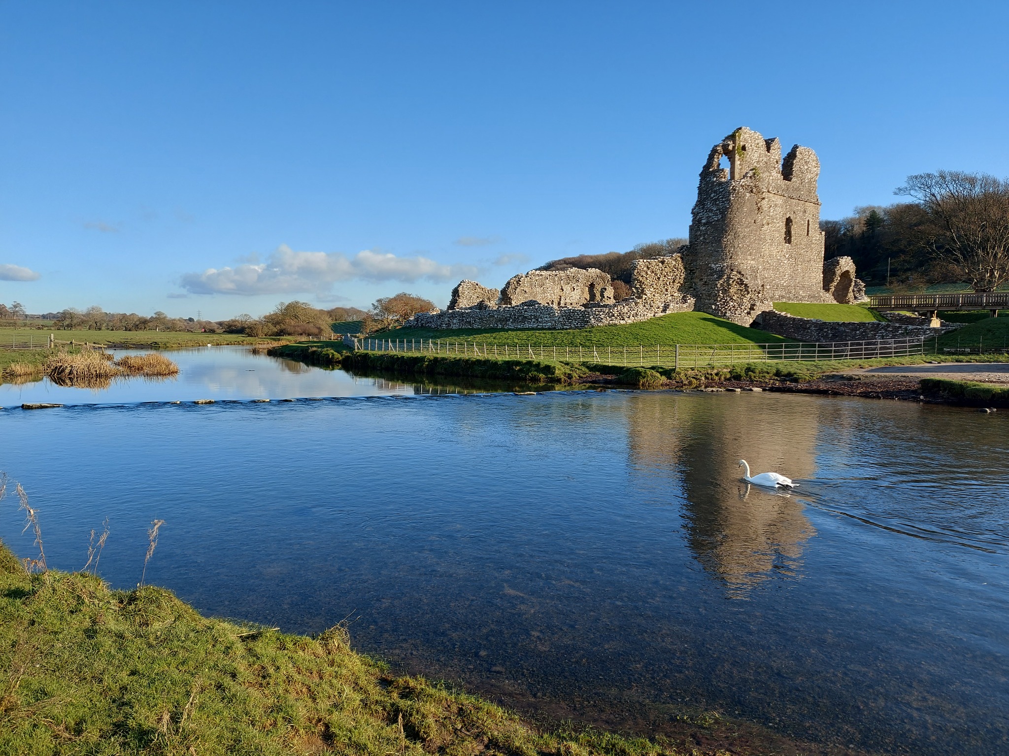 An image of Ogmore Castle