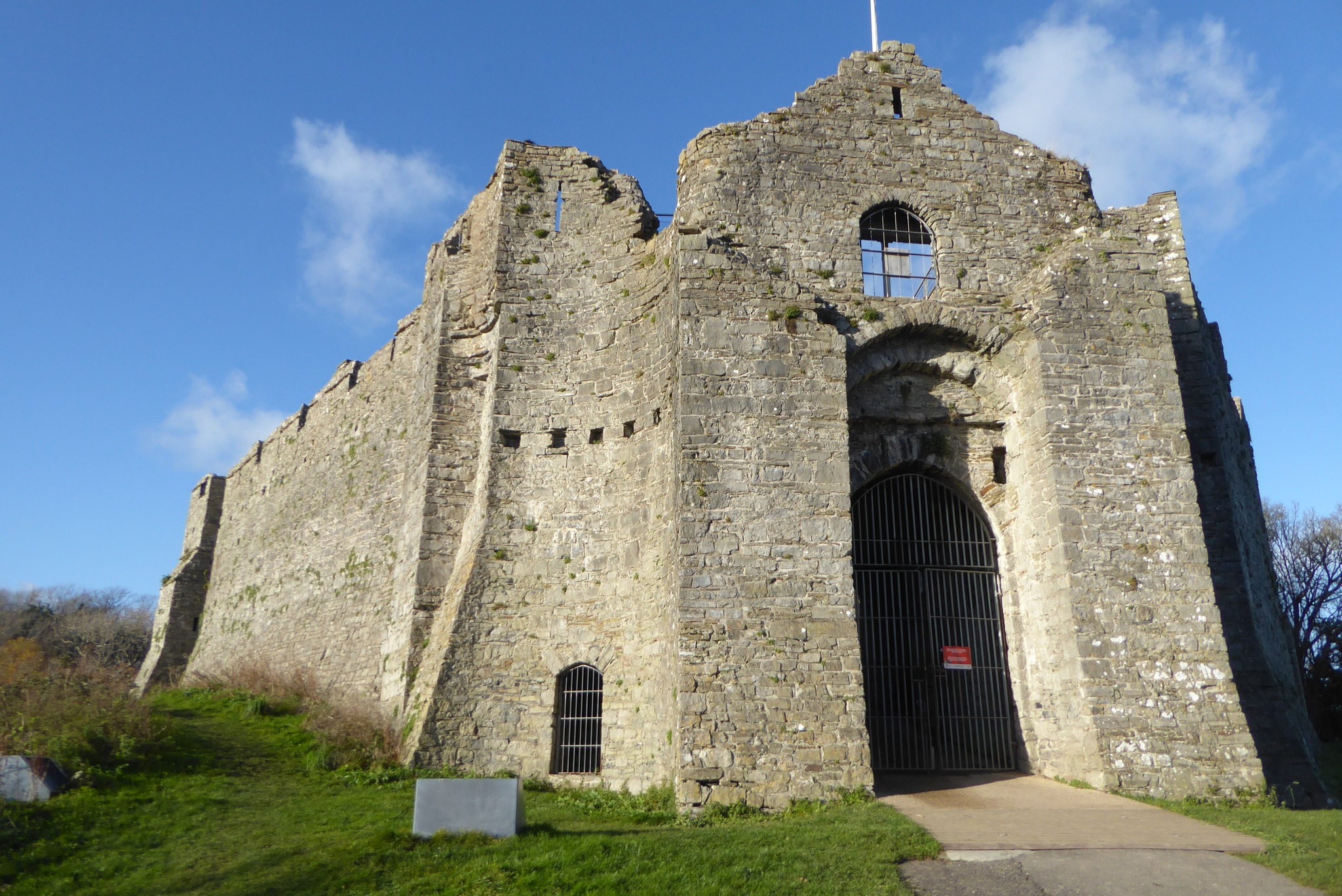 An image of Oystermouth Castle