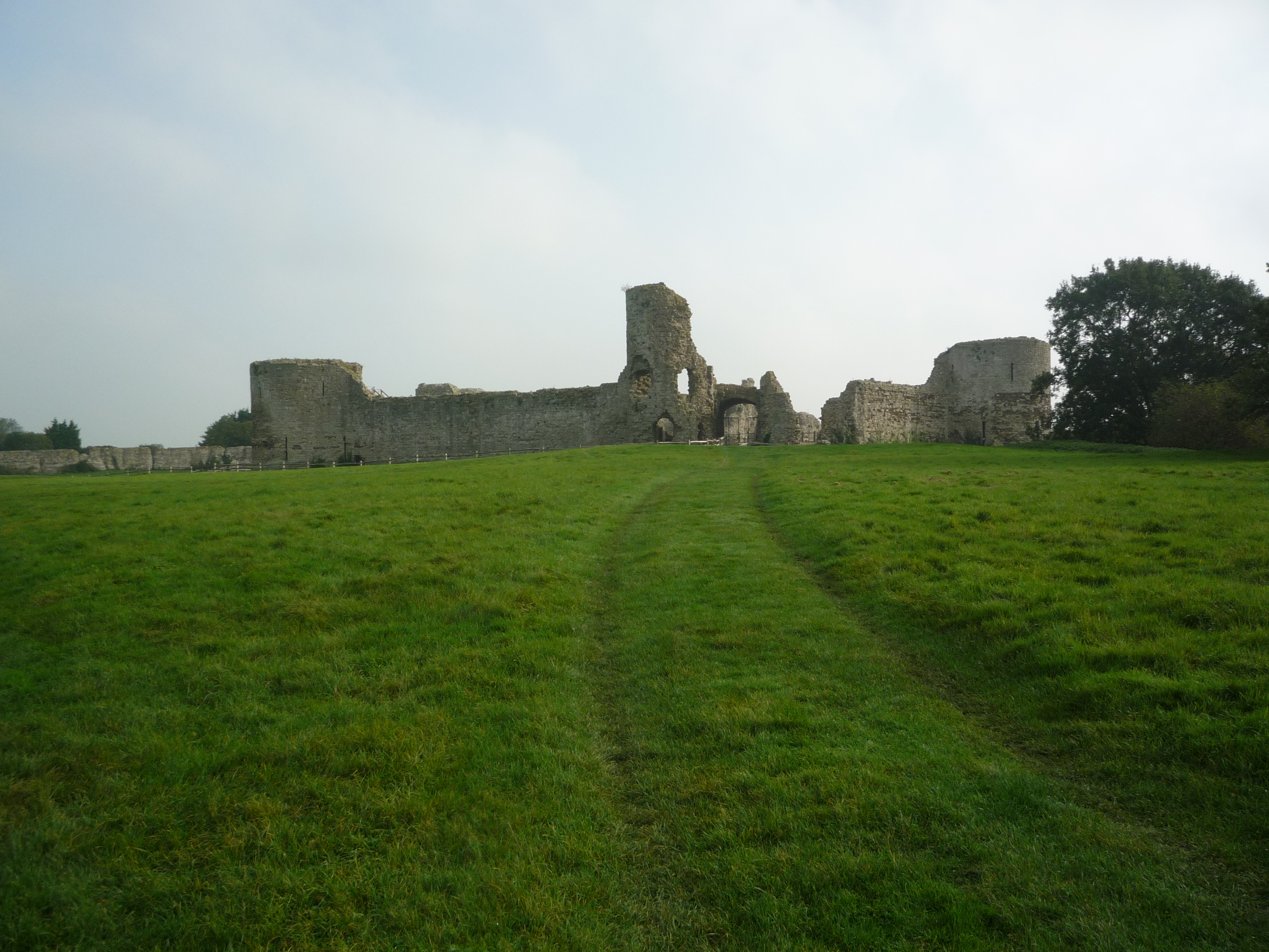 An image of Pevensey Castle