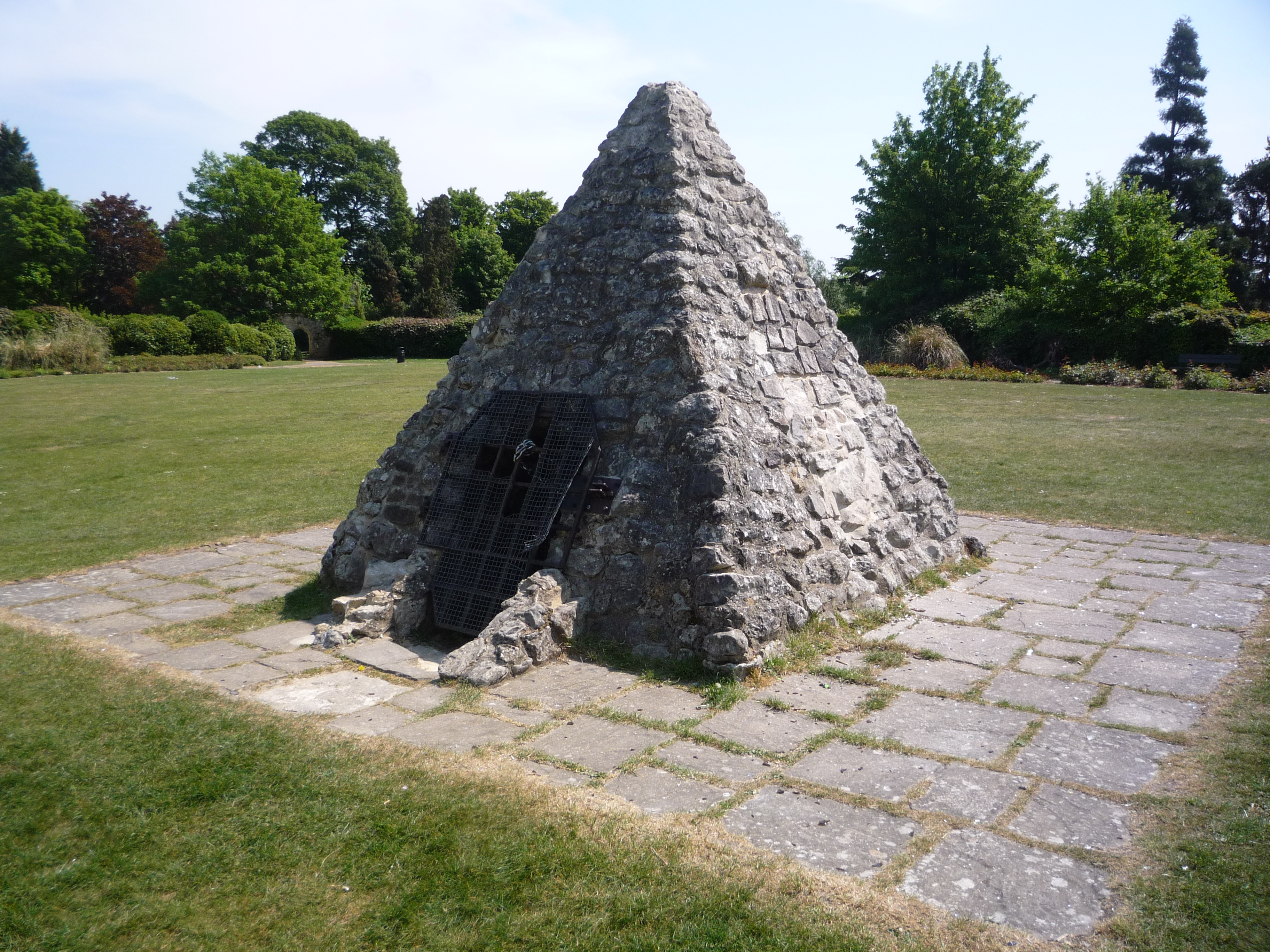 An image of Reigate Castle