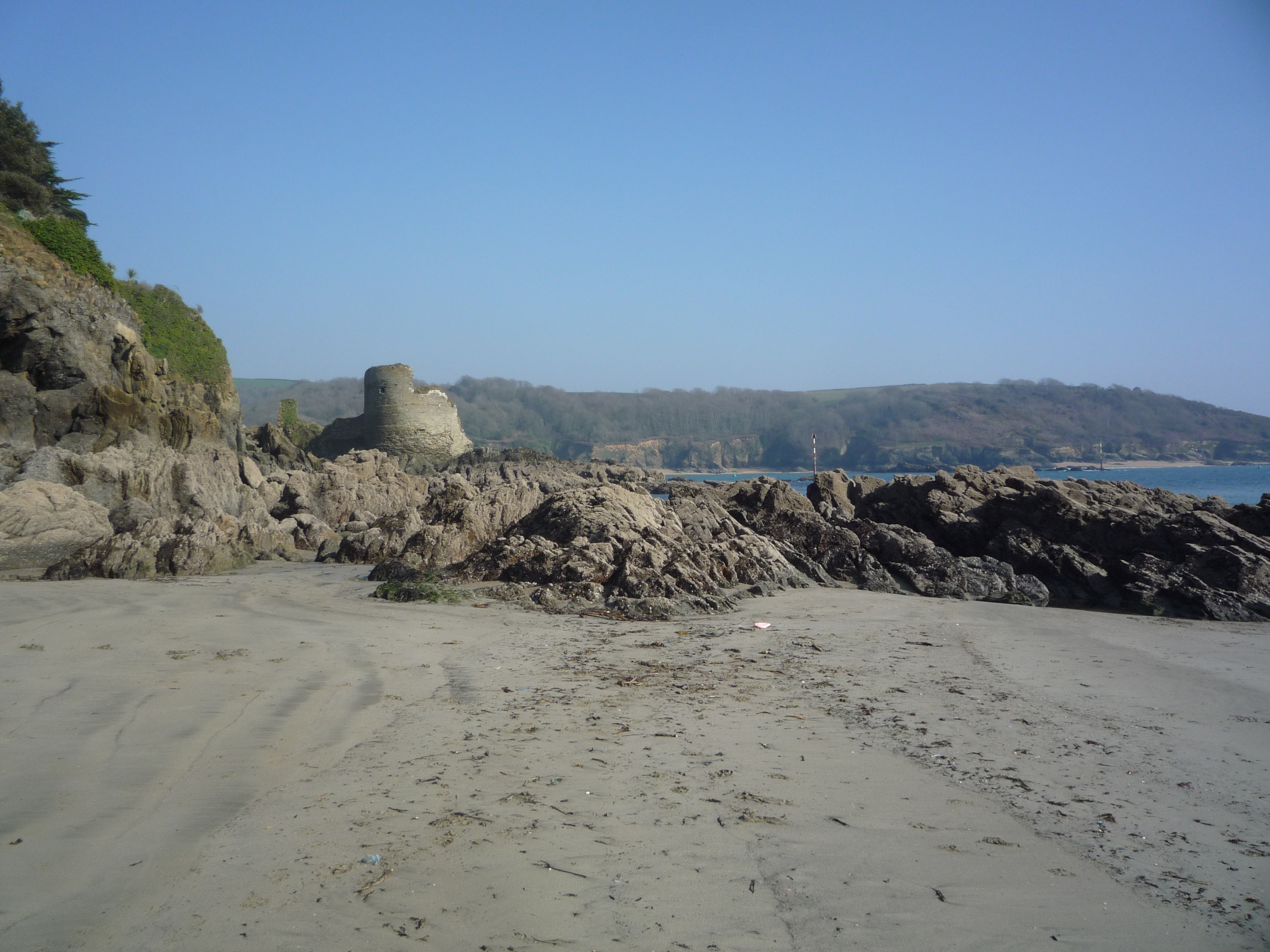 An image of Salcombe Castle