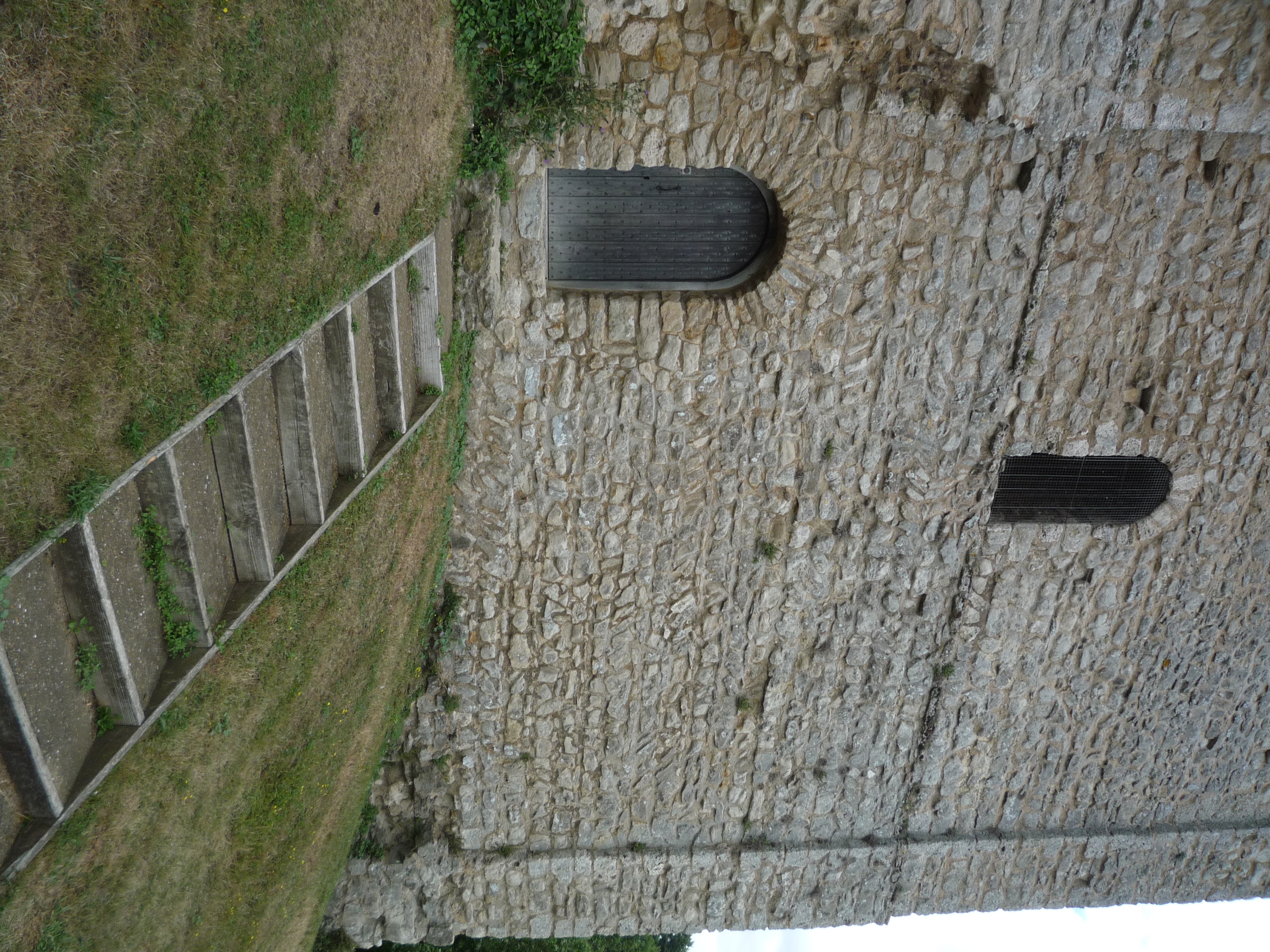 An image of St Leonard