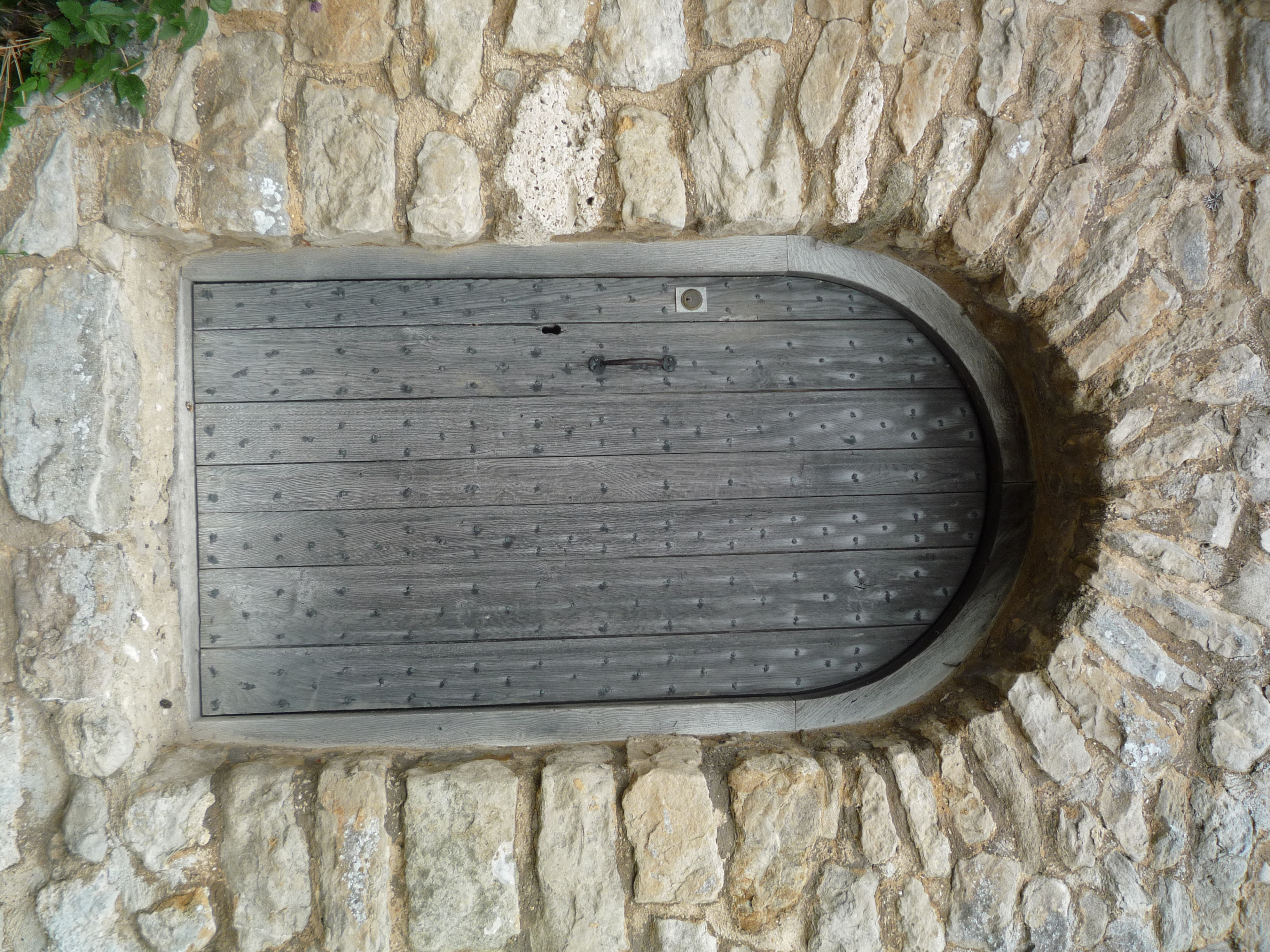 An image of St Leonard
