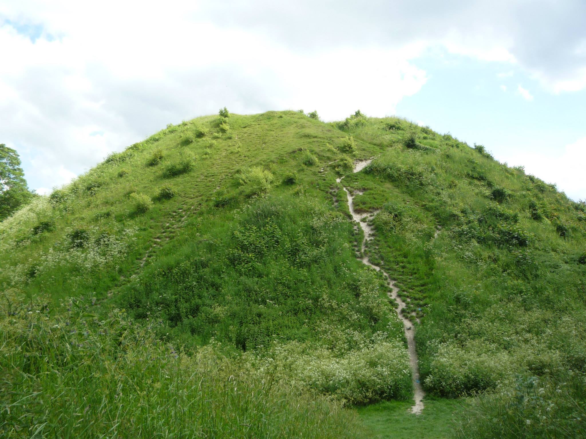 An image of Thetford Castle