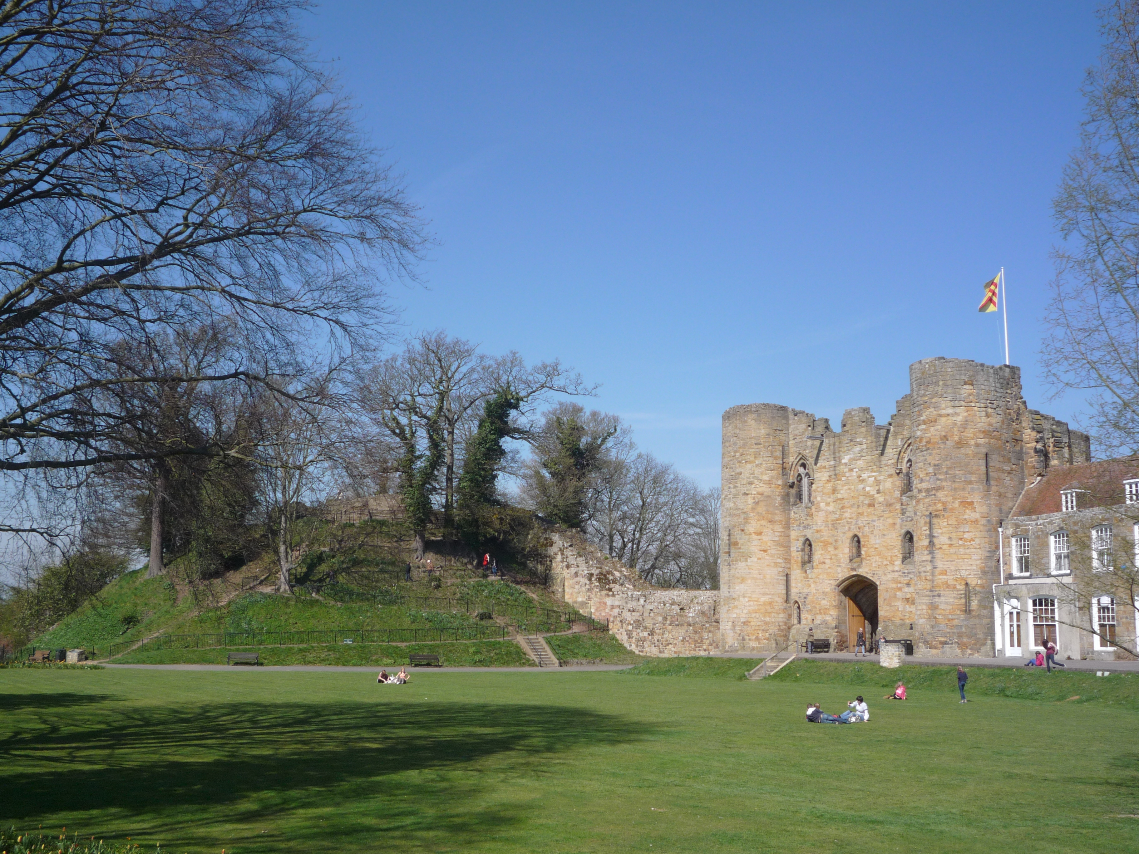 An image of Tonbridge Castle
