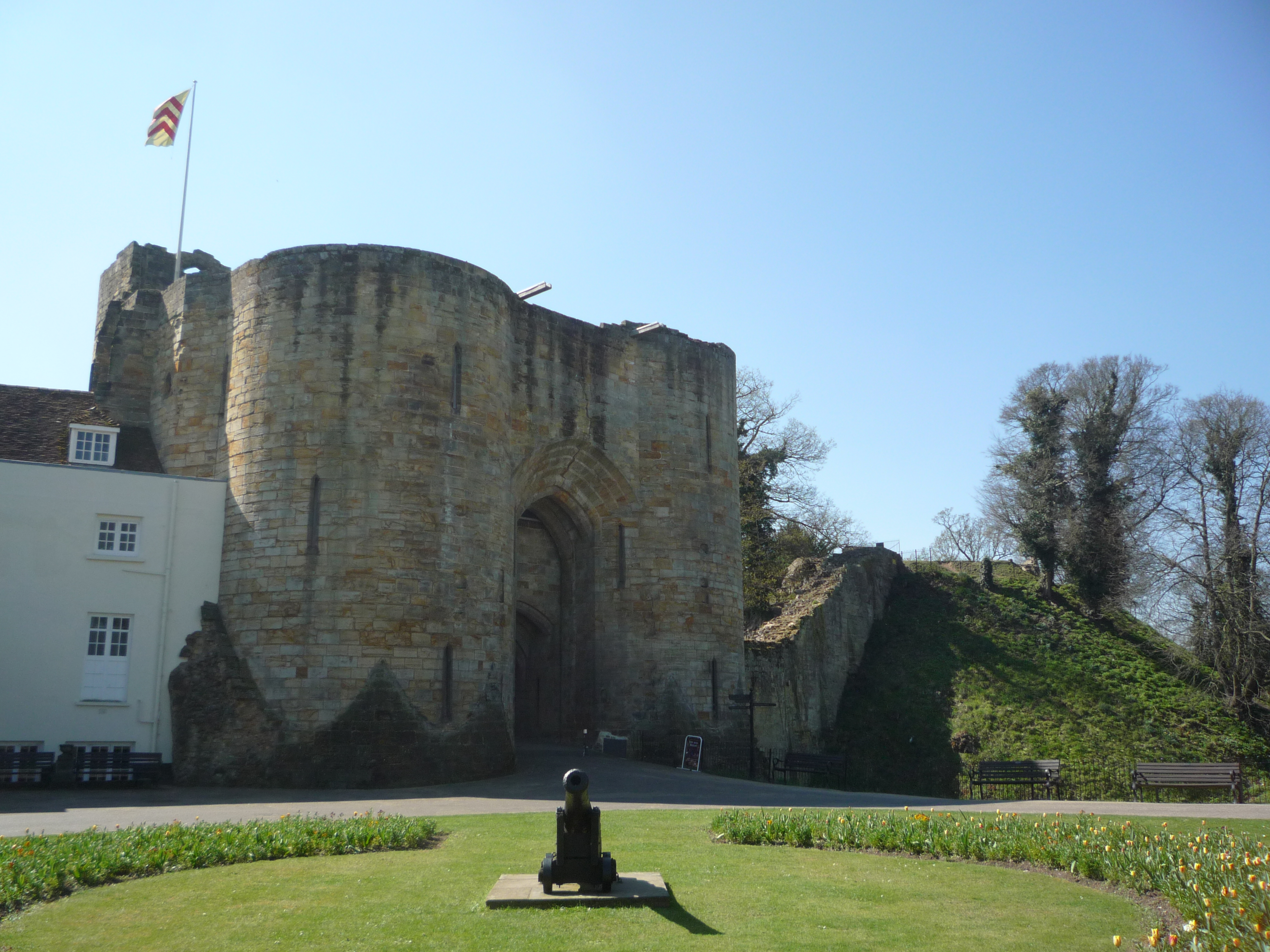 An image of Tonbridge Castle