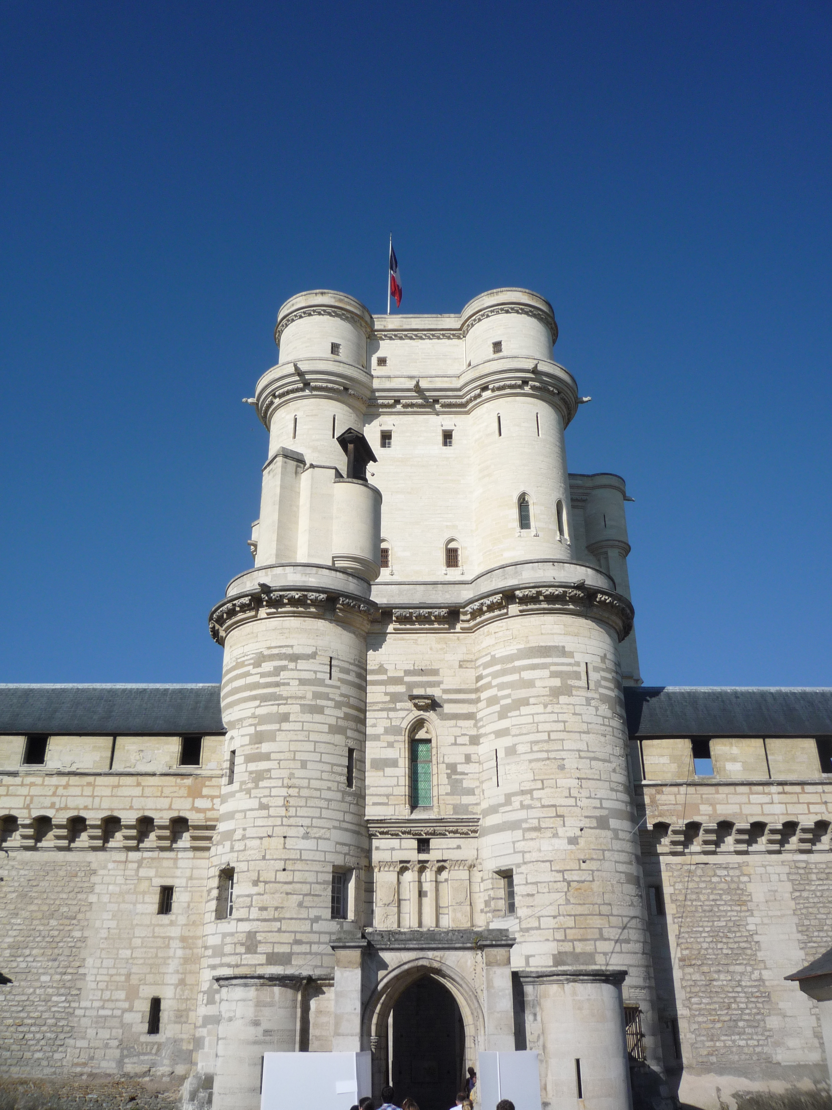 An image of Vincennes Castle