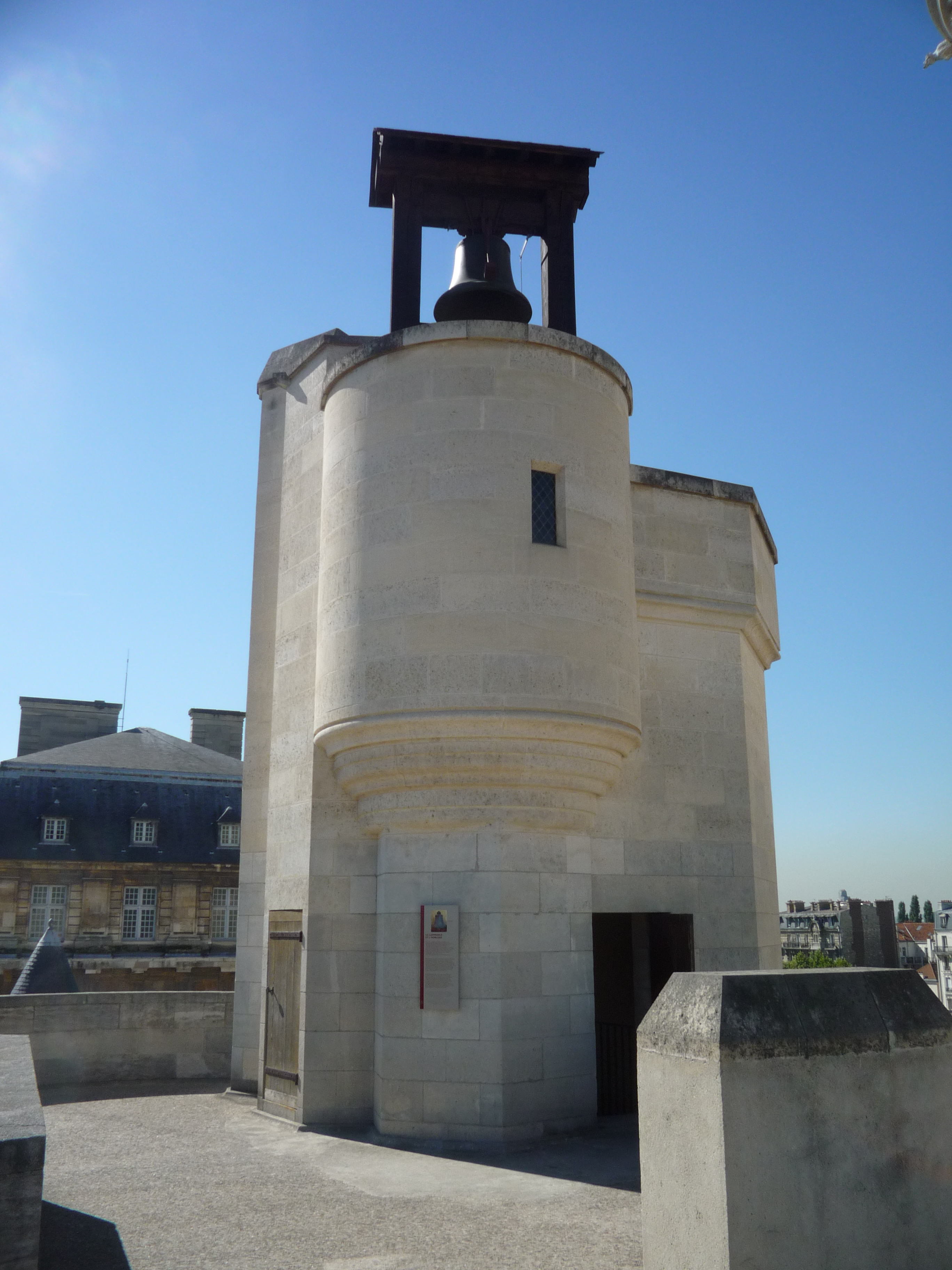 An image of Vincennes Castle